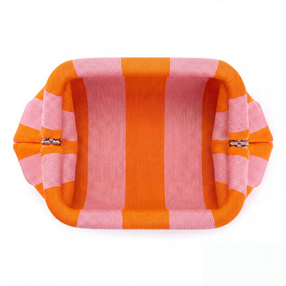Knitty – The Snap-Shut Makeup Bag